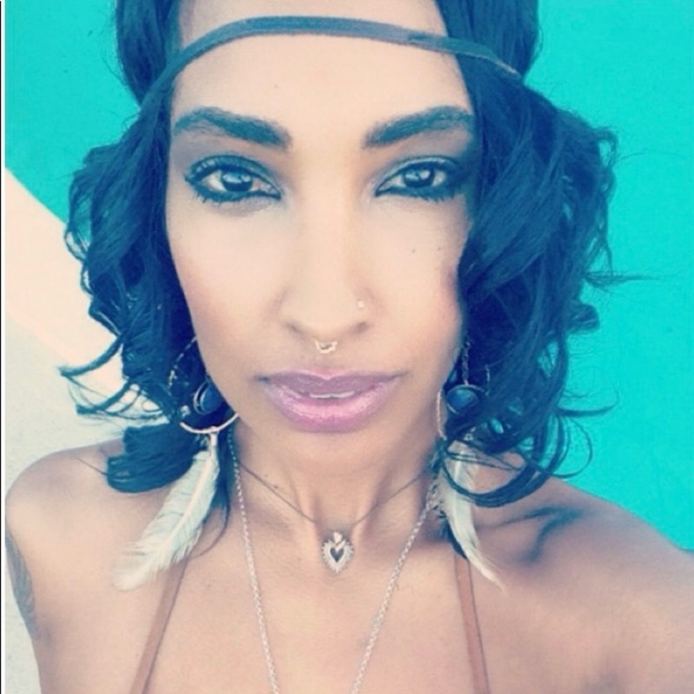 Meet your Posher, Radha